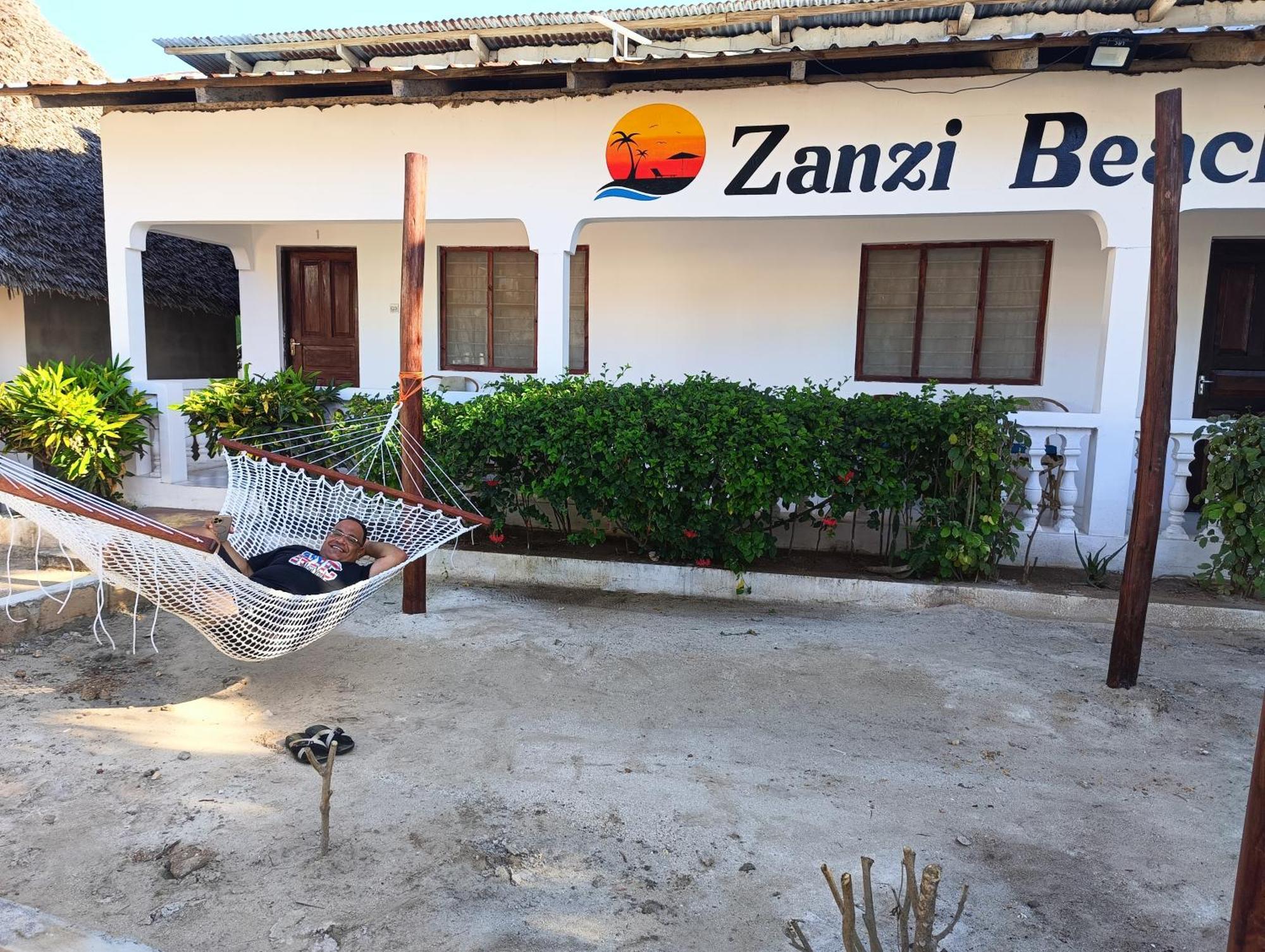 Zanzi Beach Hotel Nungwi Extérieur photo